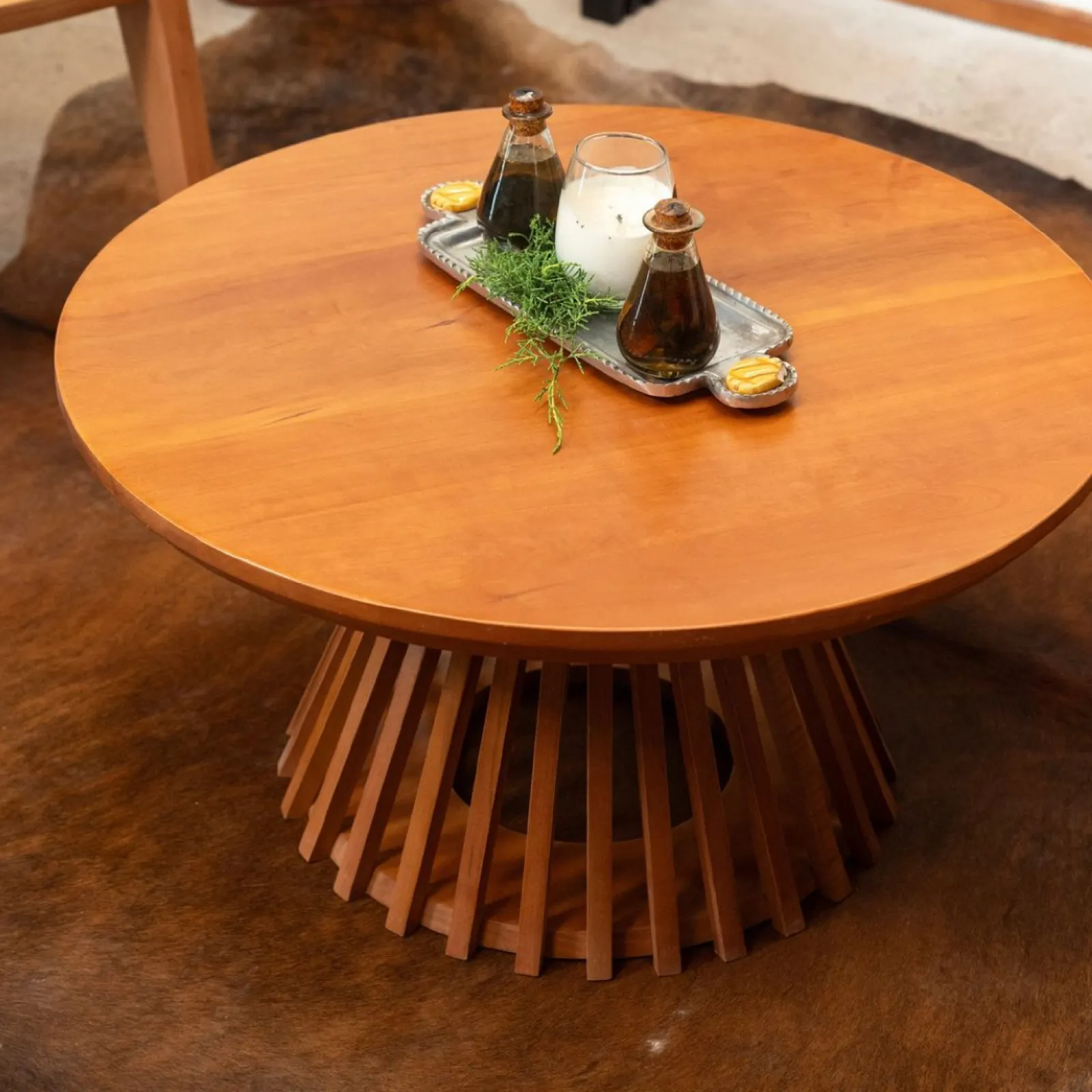 Mesa Centro Ferrara, Madera maciza, ancho 110 cm
