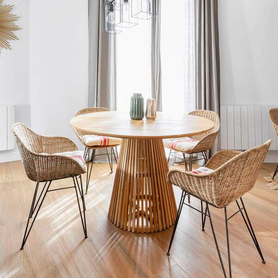 Mesa de comedor redonda modelo Ferrara